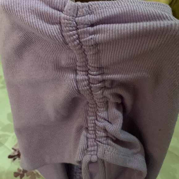 Cute purple top 💜💜the material feels softly - Picture 2 of 4